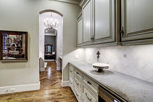 Cabinets | Roberts Carpet & Fine Floors
