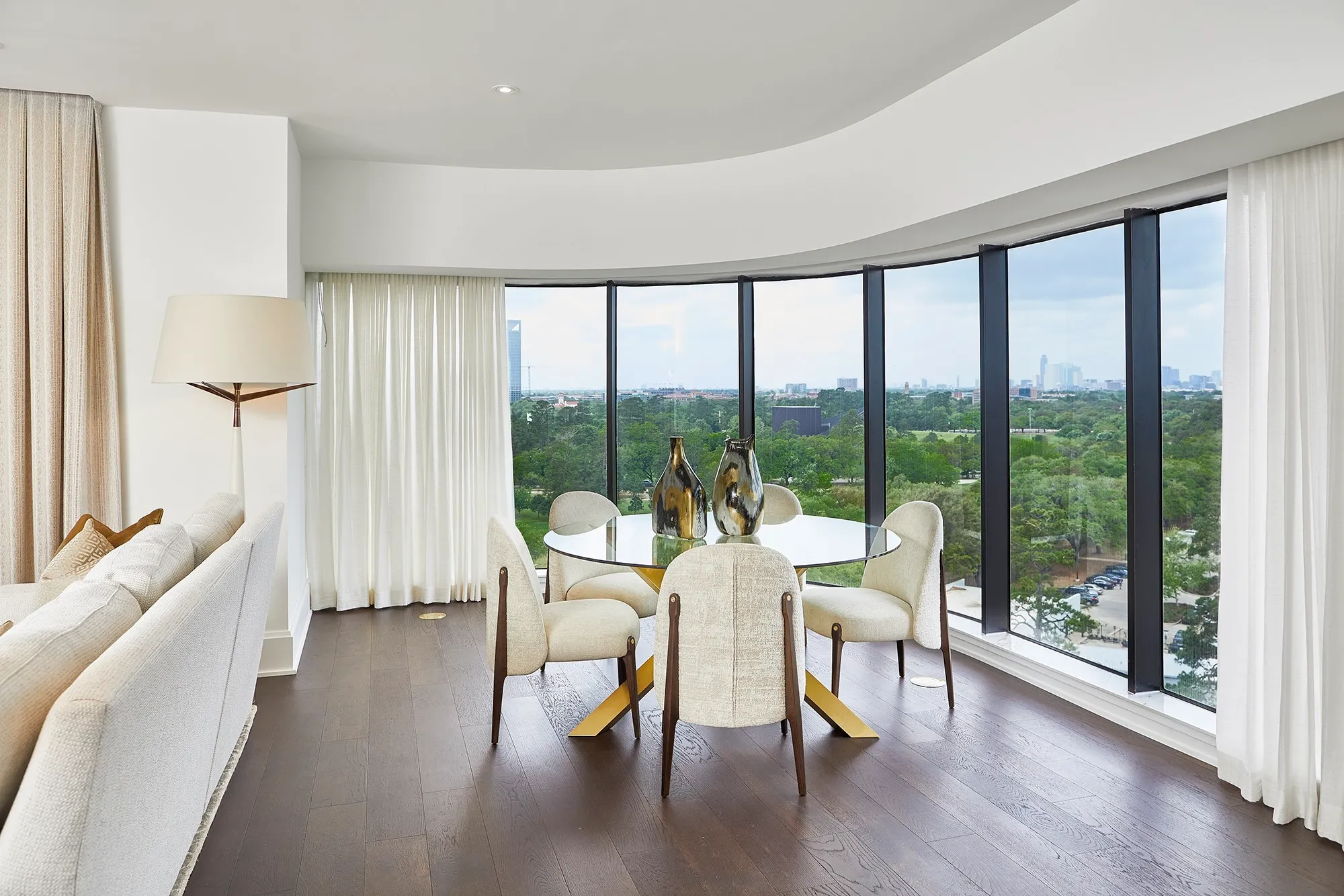 Residencial Flooring | Roberts Carpet & Fine Floors