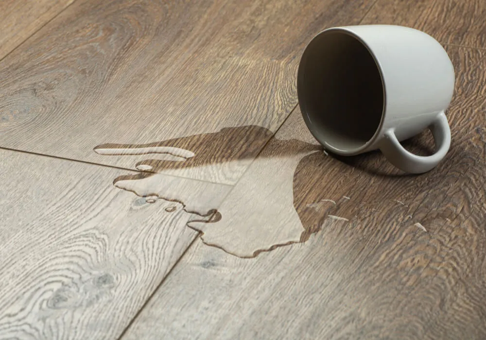 Laminate-Spills