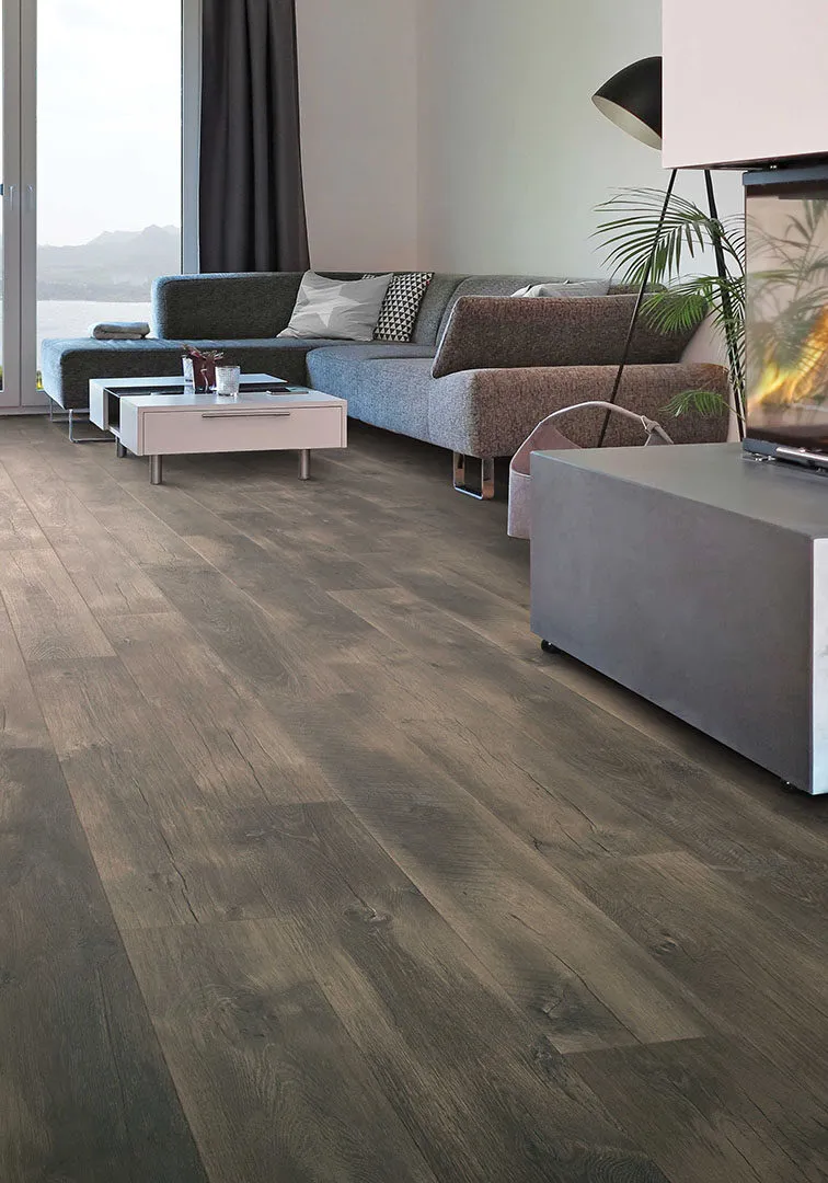 Waterproof Living Room Hardwood || Roberts Carpet & Fine Floors