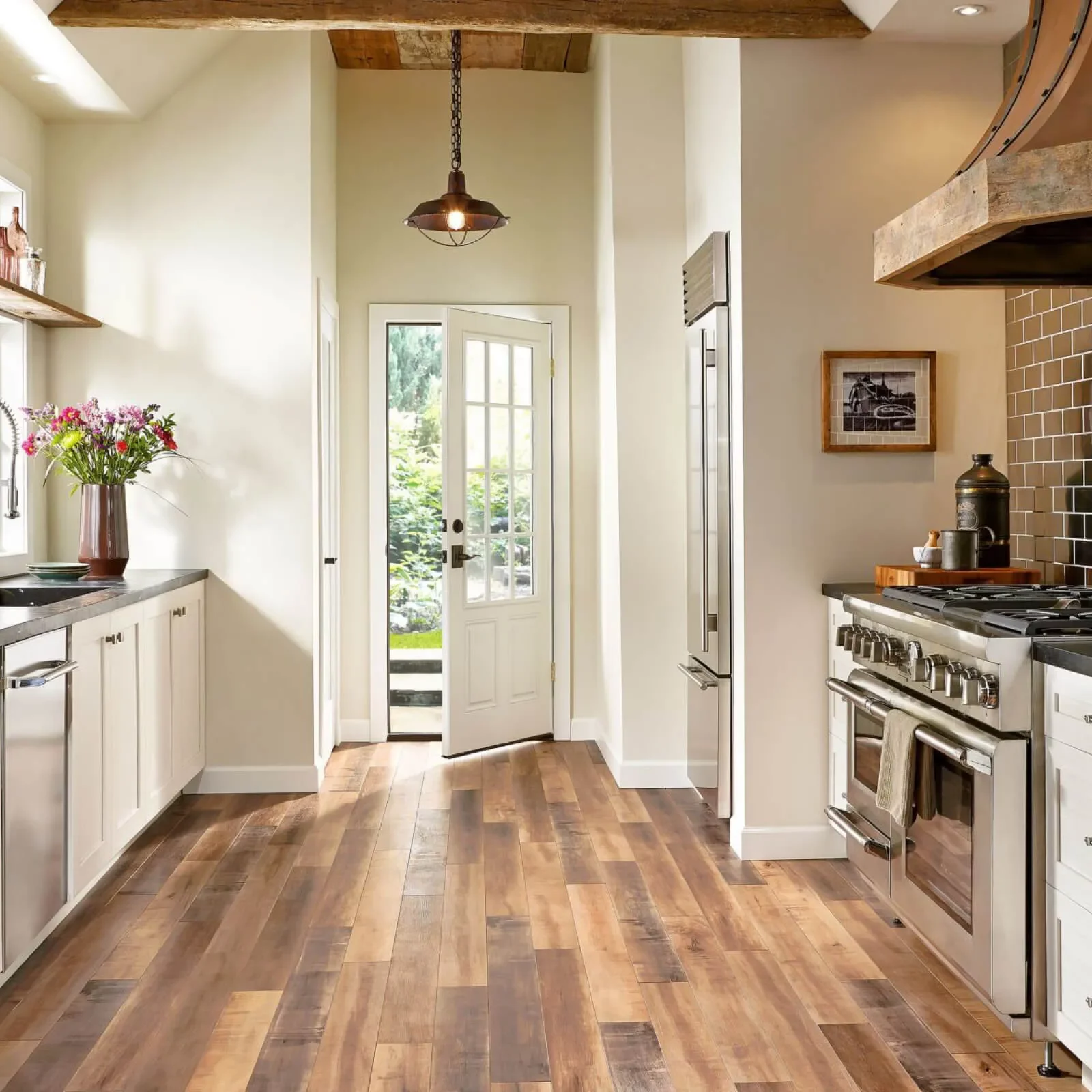 laminate_kitchen_1600x1600